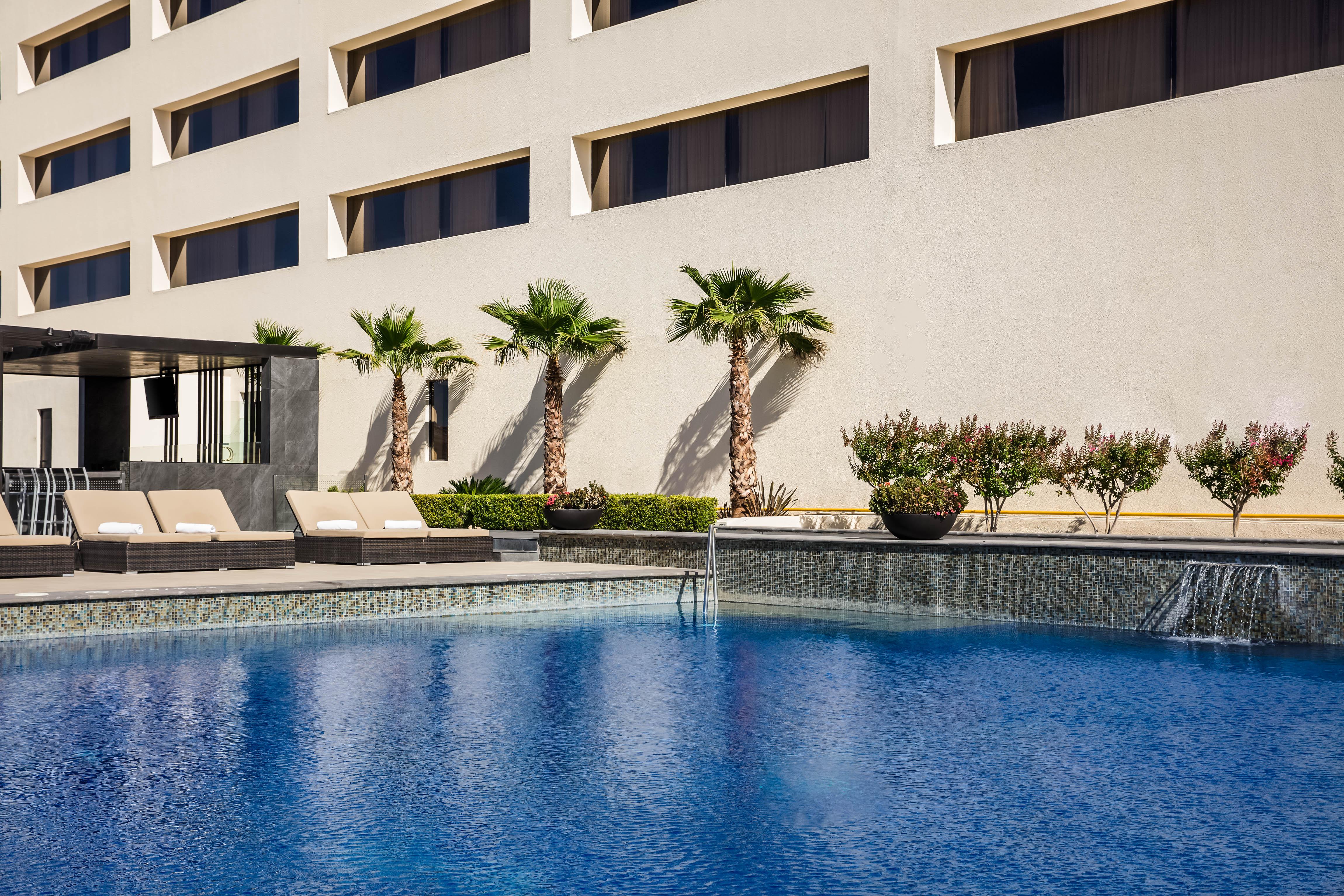 Sheraton Chihuahua Soberano Exterior photo