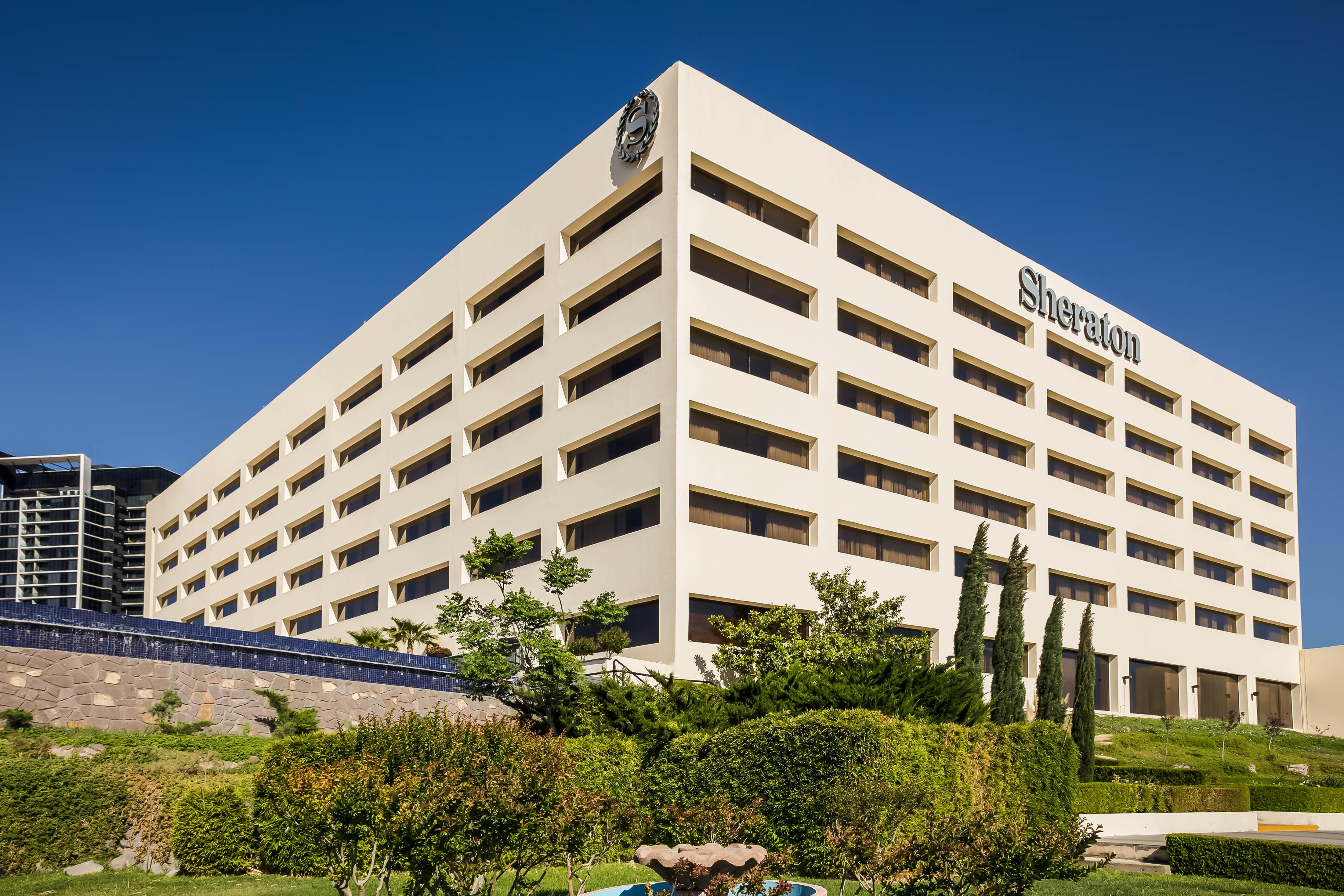 Sheraton Chihuahua Soberano Exterior photo